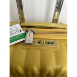 Zestaw walizek Benetton Yellow | topwalizki.pl