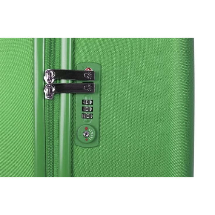 Zestaw walizek Benetton Green | luxwalizki.pl