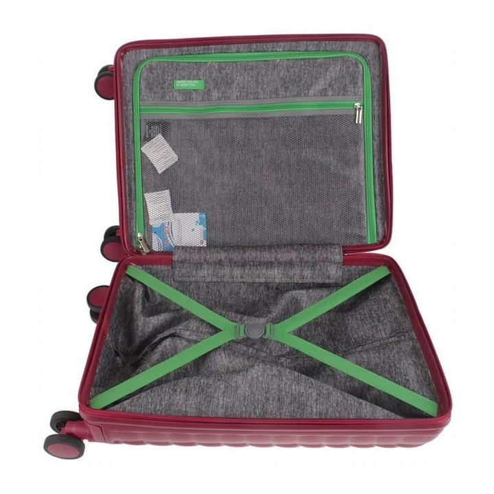 Walizka Benetton Knit Red Średnia | luxwalizki.pl